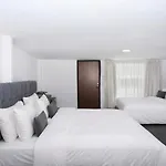 Hotel Mykonos Kosmoplaz 4*