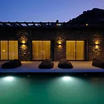 Mykonos Kosmoplaz Hotel