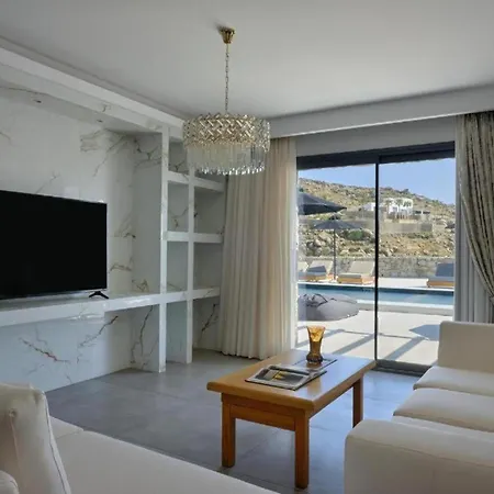 Mykonos Kosmoplaz Hotel 4*