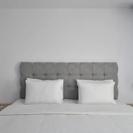 Hotel Mykonos Kosmoplaz 4*