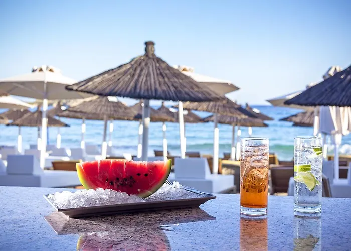 Hotel Mykonos Kosmoplaz 4*