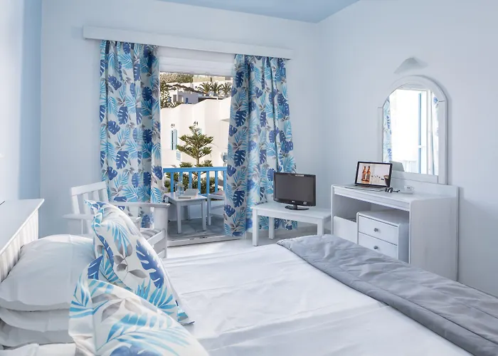 Mykonos Kosmoplaz Hotel 4*
