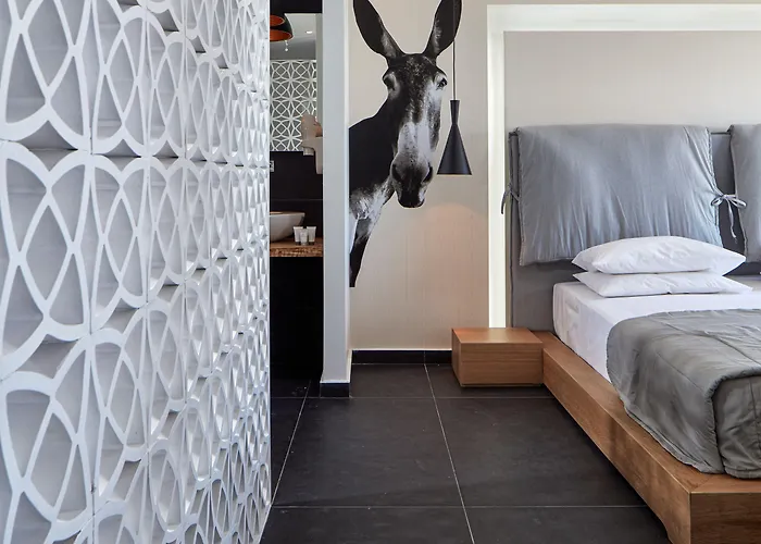 Mykonos Kosmoplaz Hotel