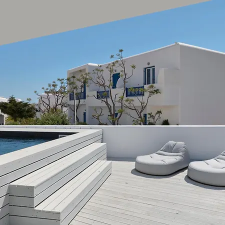 Kosmoplaz Hotel 4*